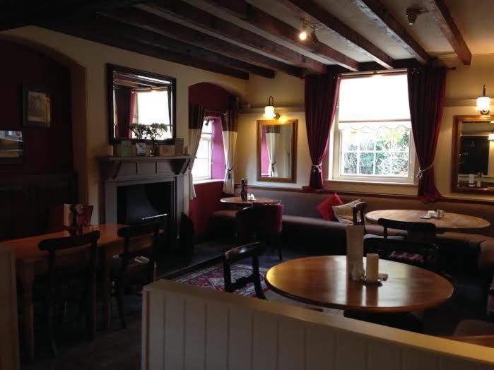Hanmer Arms Zewnętrze zdjęcie
