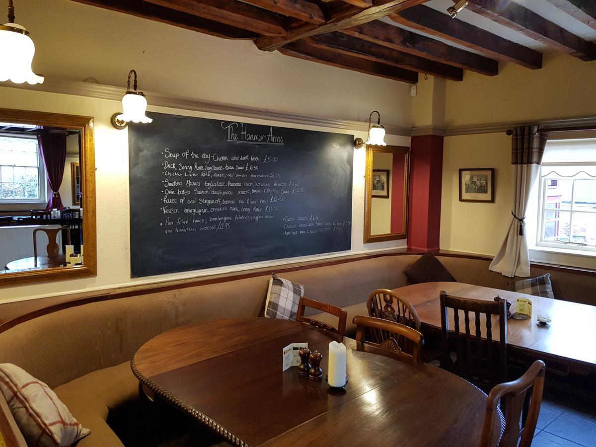 Hanmer Arms Zewnętrze zdjęcie